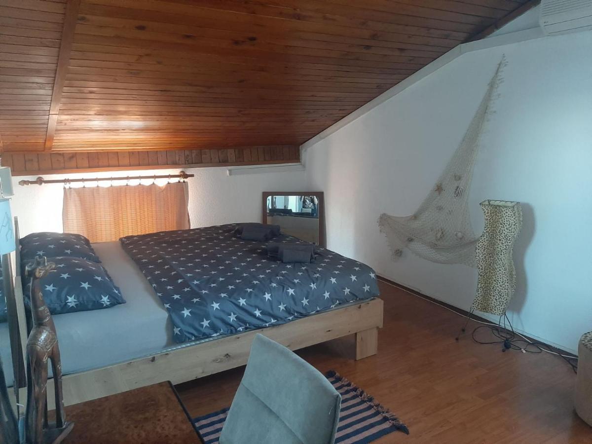 Sea View In The Center Of Apartament